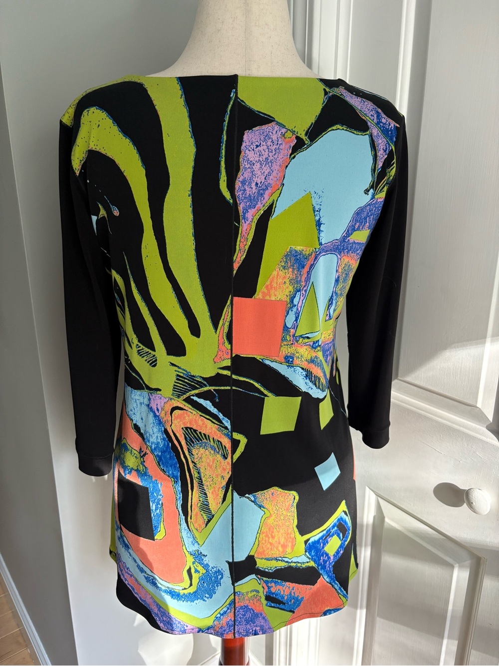 eva varro Black Tunic with Lime, Coral & Blue Abstract Print - Picture 5 of 6